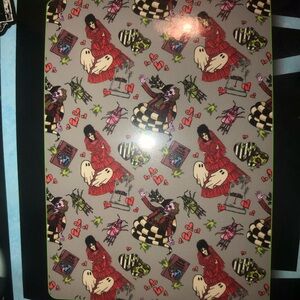 💚 Beetlejuice Themed Patterned Throw blanket